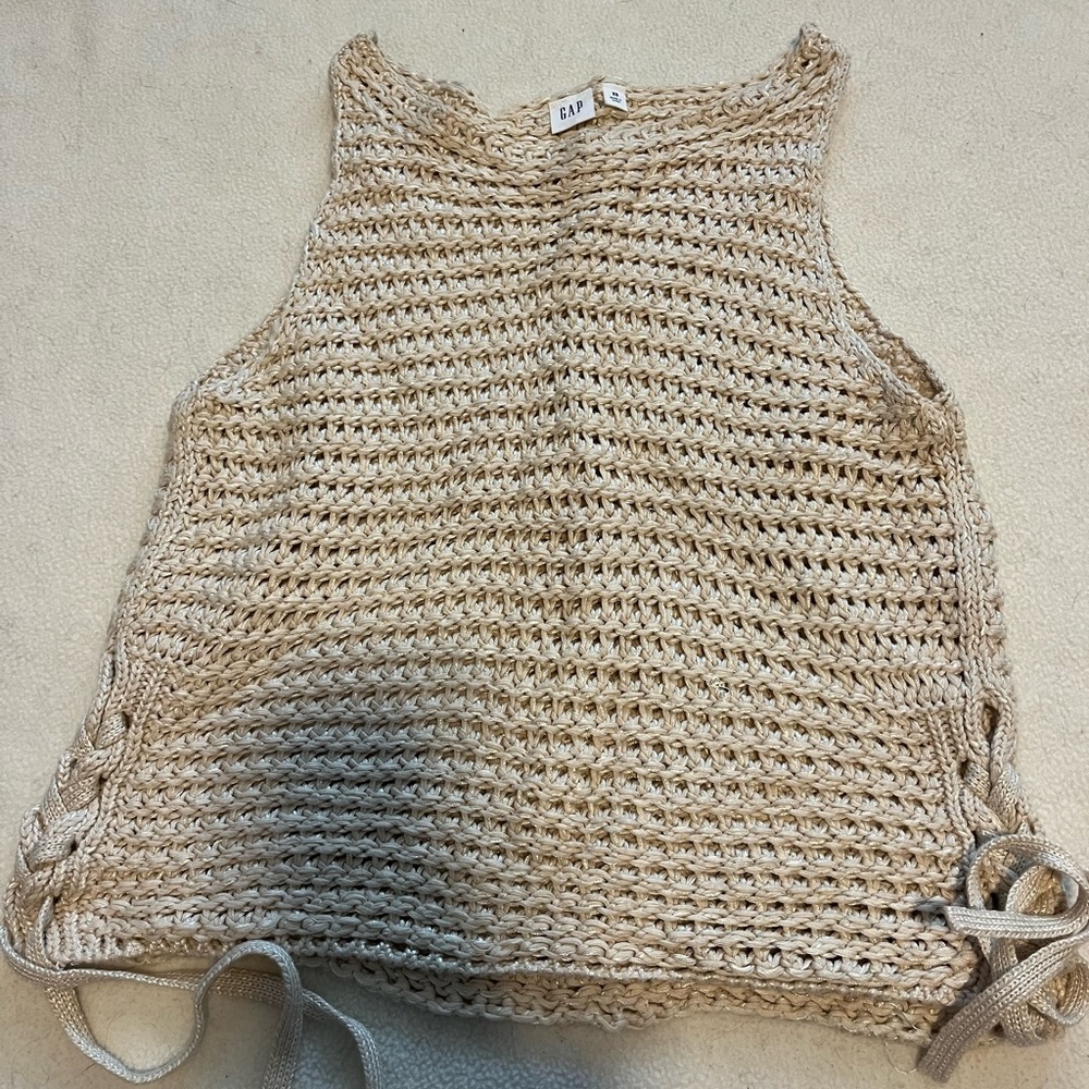 Gap knit tank top